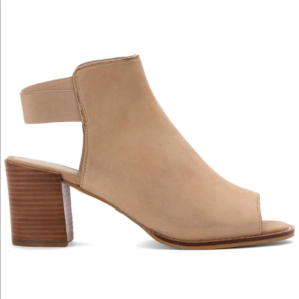 NIB Leather Stretch Ankle Band Peep Toe Booties - Picture 5 of 7